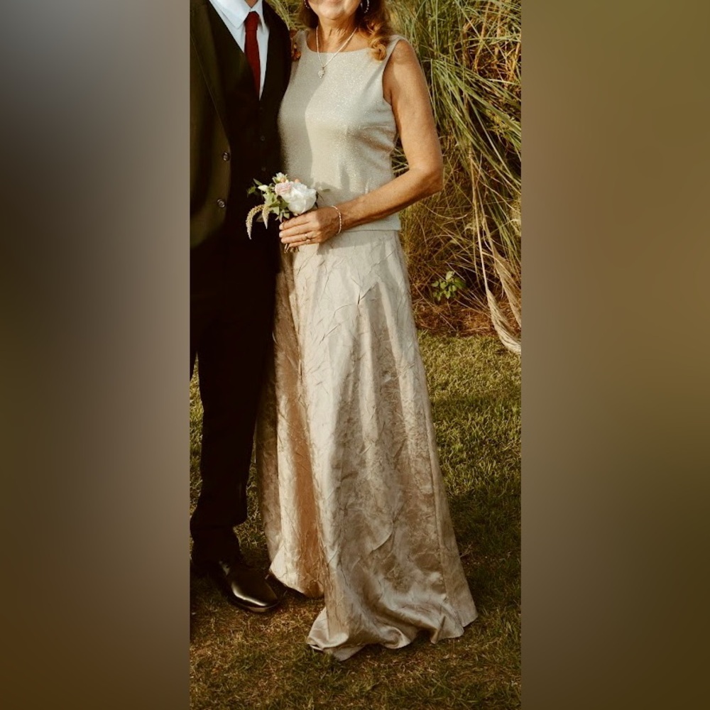 Arianna by Rachel Kaye Golden Glitter Evening Gown Size 14​​​
